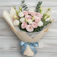 Букет цветов из:  Лизиантусы в Городище Волгоградской области