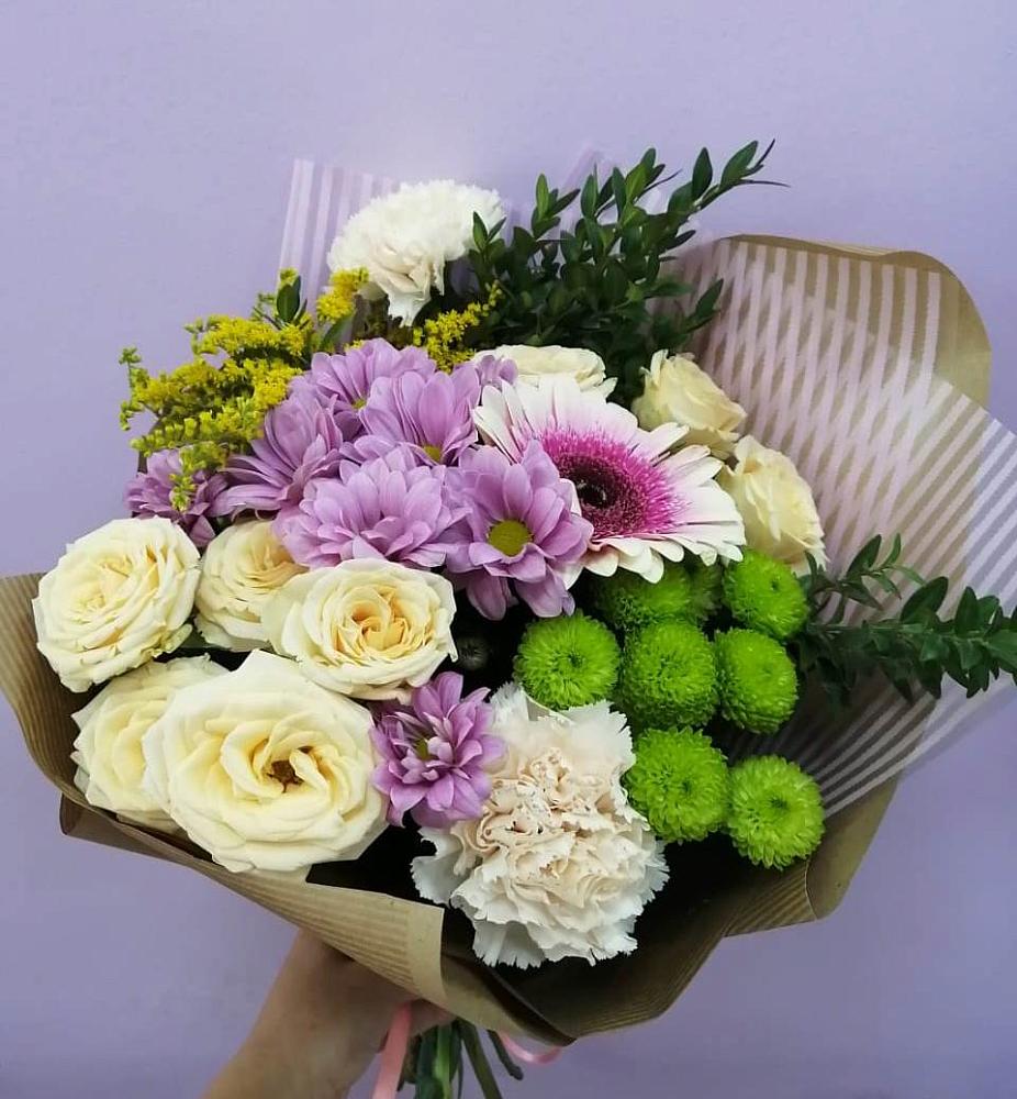 Букет цветов из: Хризантемы, Розы, Гвоздики и Герберы в Городище Волгоградской области