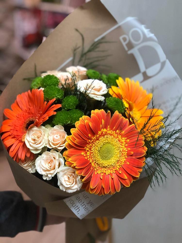 Букет цветов из: Герберы, Хризантемы и Розы в Городище Волгоградской области