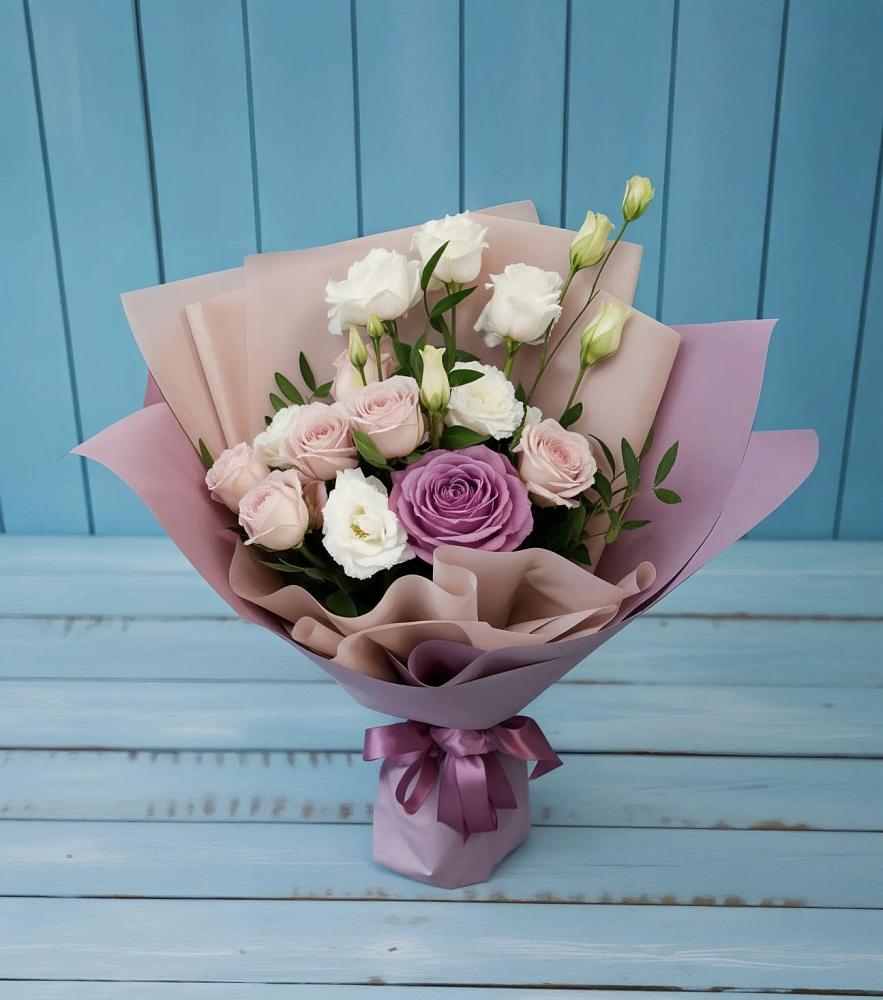 Букет цветов из: Розы и Лизиантусы в Городище Волгоградской области